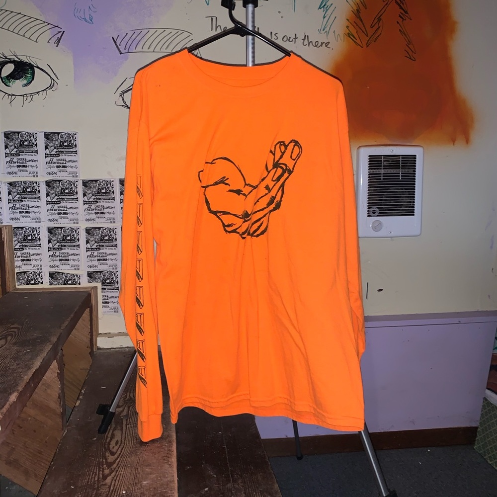 Brainmelt Media graphic long sleeve hand design